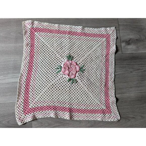 Handmade Crochet Square Tablecloth With Pink Rose Floral Centerpiece - Picture 1 of 5